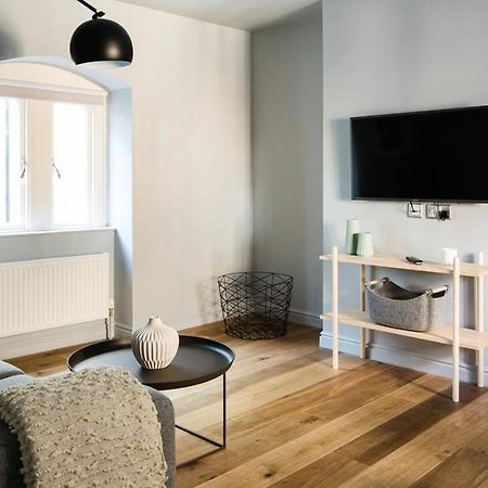 Hiding Space - St Catherine'S Hospital Apartments Bath Bagian luar foto
